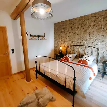 La Source De Nos Racines, De Caractère Bed and breakfast