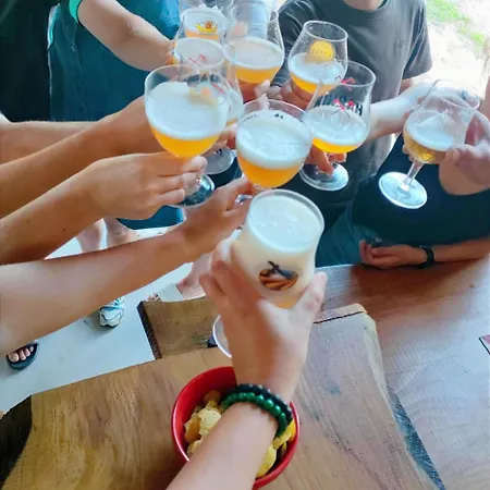 La Source De Nos Racines, De Caractère